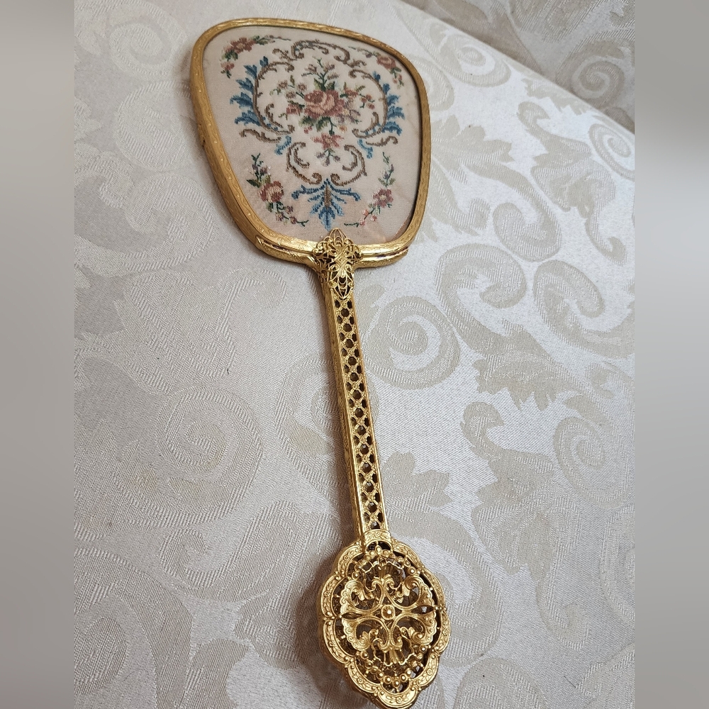 VINTAGE Gold Tone Hand Mirror Embroidered Floral Back Heavy Beveled Glass Vanity - Picture 3 of 13